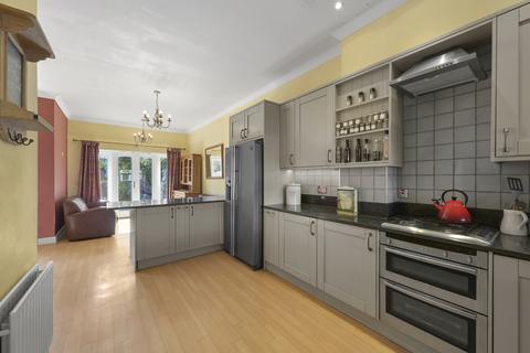 undefined, Kingston Road, Raynes Park SW20