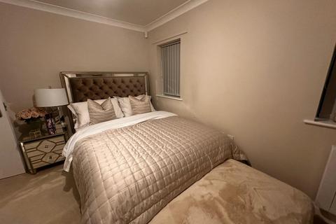2 bedroom apartment to rent, Rickman Drive, Birmingham, B15