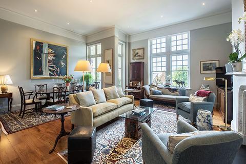 3 bedroom flat for sale, Frognal Rise, London NW3