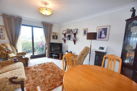 undefined, Penlean Close, Mount Ambrose, Redruth