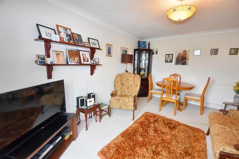 undefined, Penlean Close, Mount Ambrose, Redruth