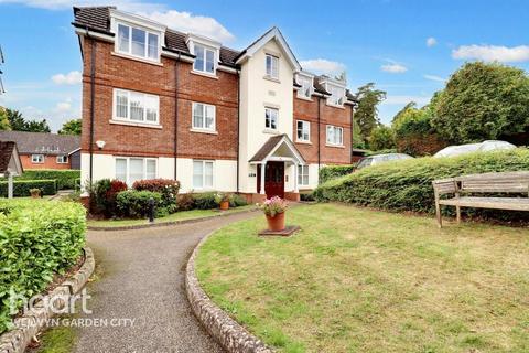 undefined, Canonsfield Road, WELWYN