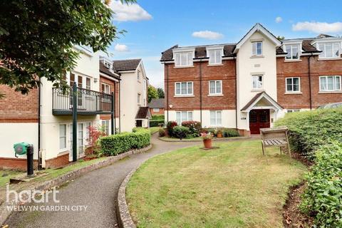 undefined, Canonsfield Road, WELWYN