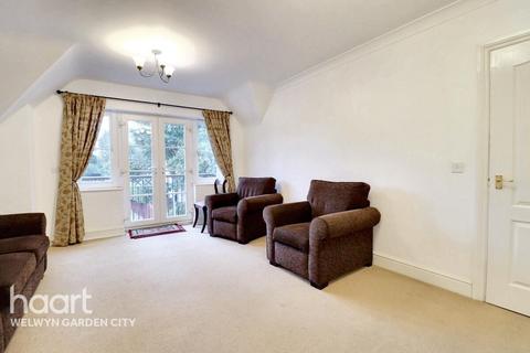undefined, Canonsfield Road, WELWYN