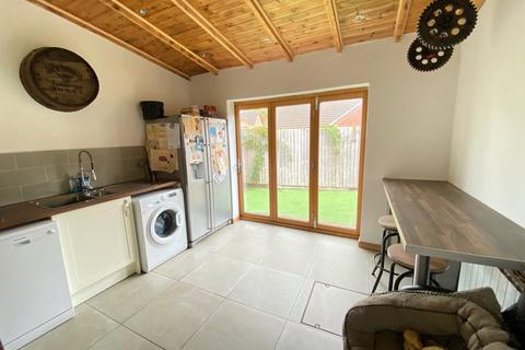 undefined, Eaglesbush Close, Neath, Neath Port Talbot.