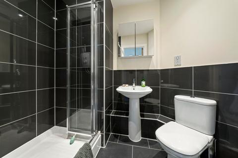 46 Poplar Road, Esher, KT10 0DD
