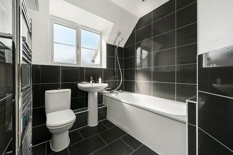 46 Poplar Road, Esher, KT10 0DD
