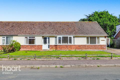 4 bedroom semi-detached bungalow for sale, Larksfield Road, Ipswich