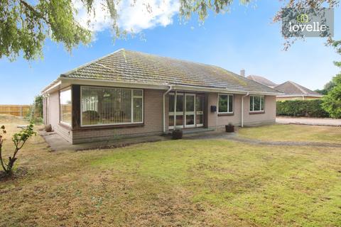 3 bedroom detached bungalow for sale, Wragholme Road, Grainthorpe LN11