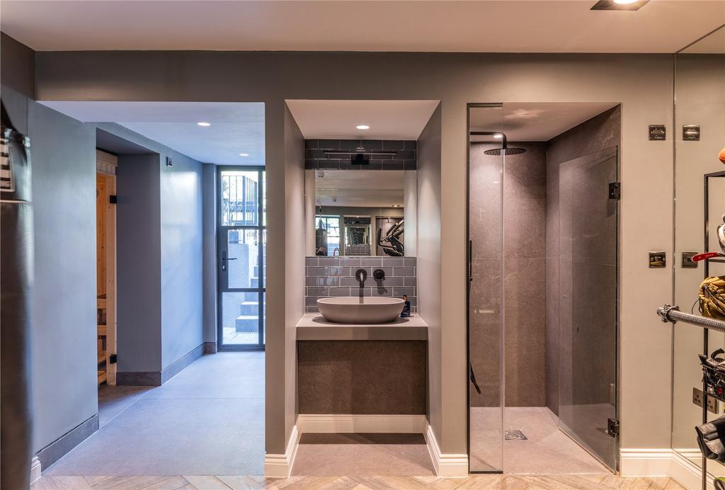 Principle Bathroom