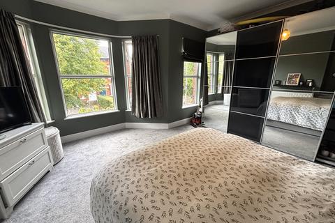 3 bedroom semi-detached house for sale, Kennerley Road, Davenport