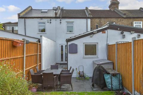 33 Ray Lodge Road, Woodford Green, IG8 7NX