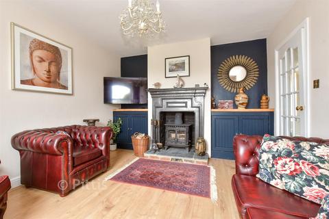 3 bedroom semi-detached house for sale, Victoria Road, Freshwater, Isle of Wight