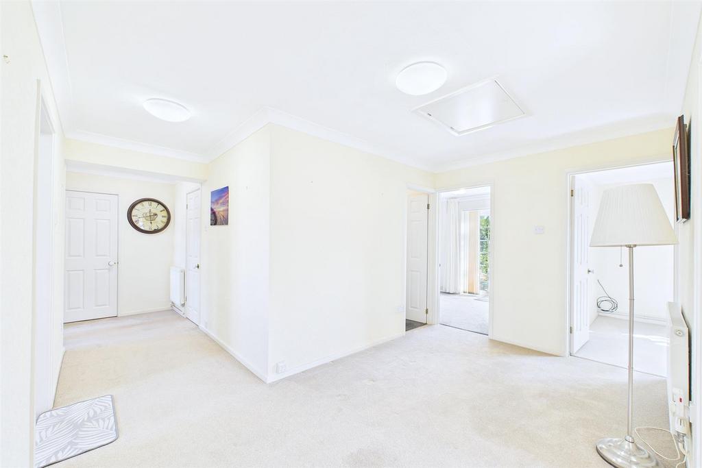 Hallway.jpg