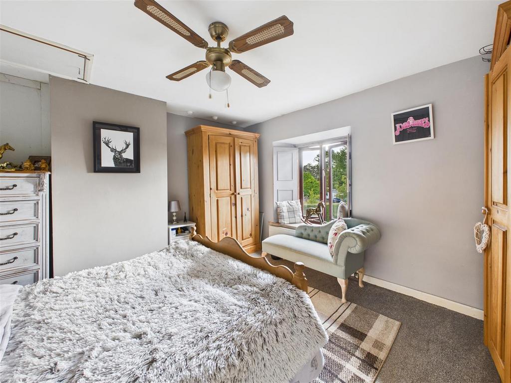 CAM05476 G0-PR0047-STILL021.jpg