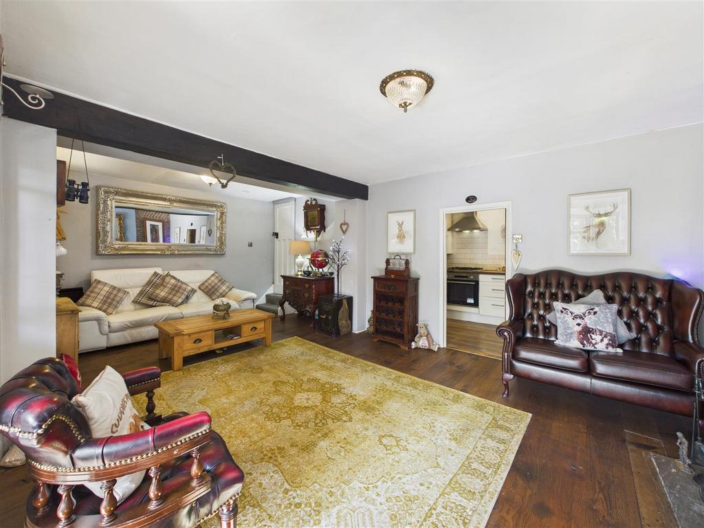 CAM05476 G0-PR0047-STILL011.jpg