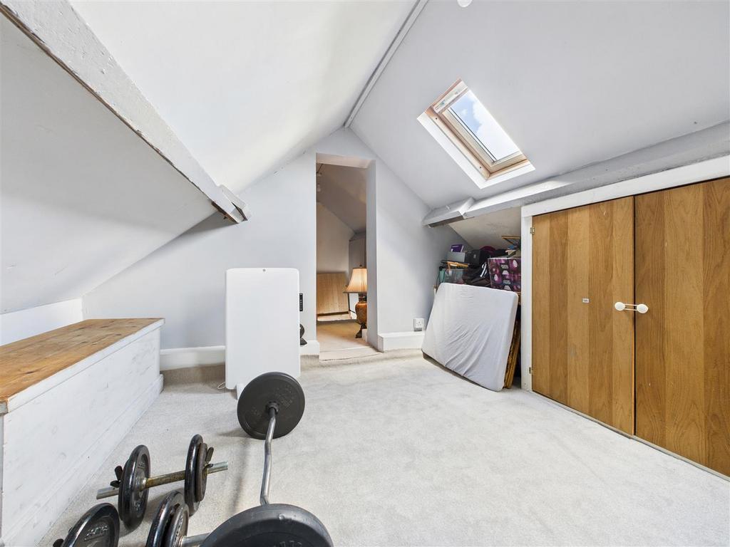 CAM05476 G0-PR0047-STILL030.jpg