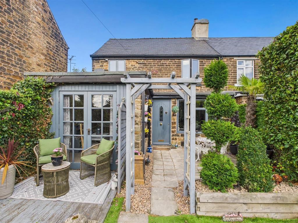 CAM05476 G0-PR0047-STILL038.jpg