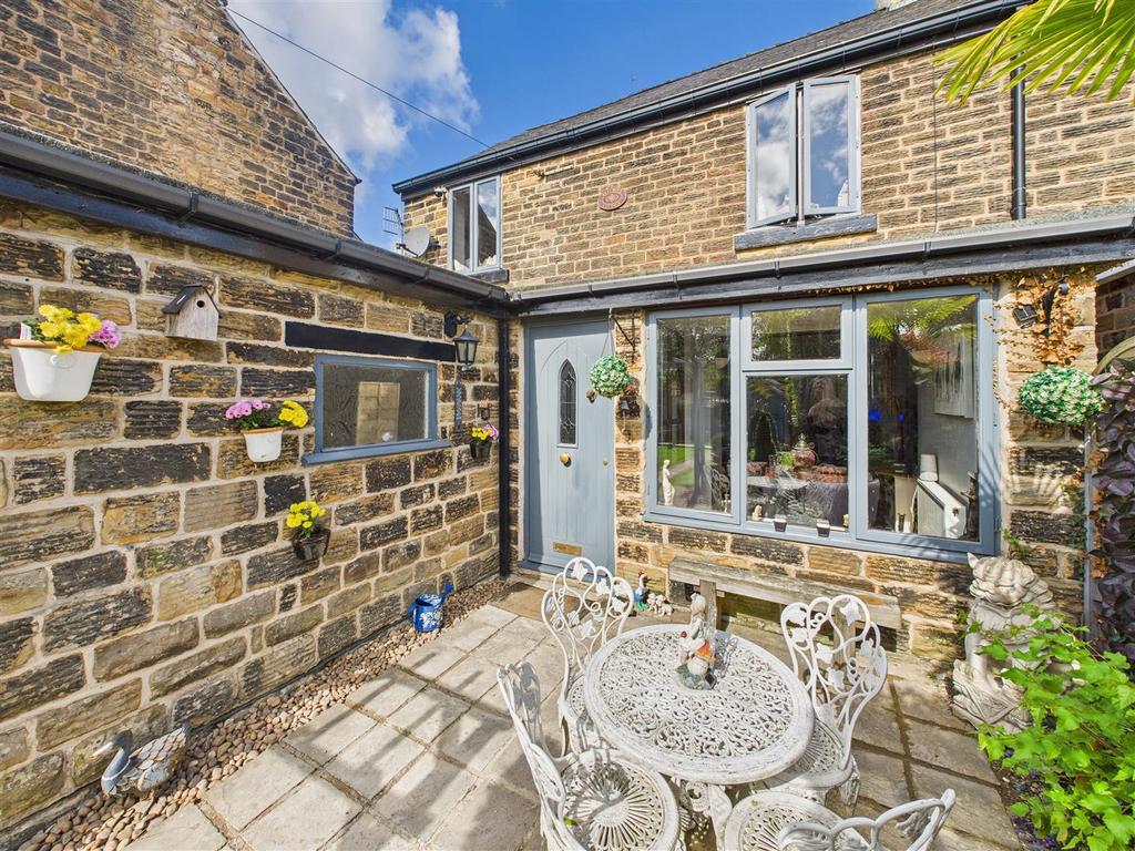 CAM05476 G0-PR0047-STILL035.jpg