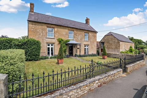 5 bedroom detached house for sale, New Street, Marnhull, Sturminster Newton, Dorset