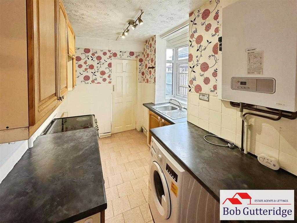 Fitted kitchen