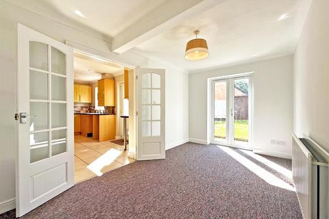 23 Corsten Drive, Shrewsbury, SY2 5TJ
