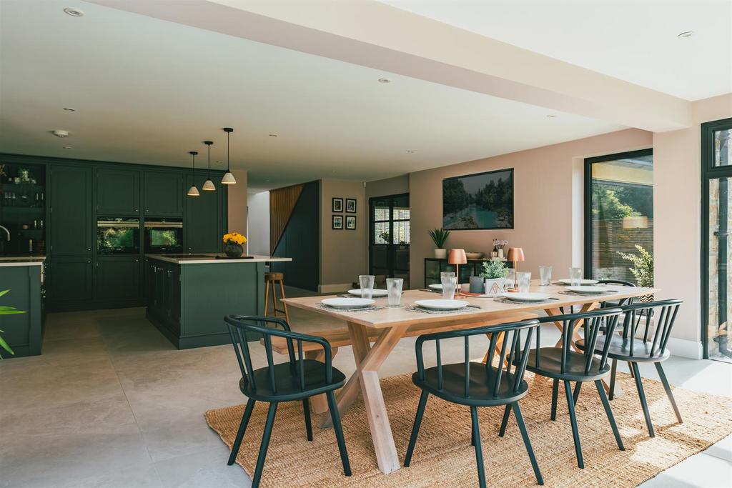 Dining Kitchen