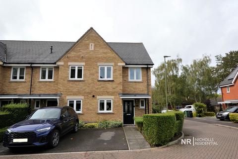2 bedroom end of terrace house for sale, Farmside Place, Epsom, Surrey, KT19