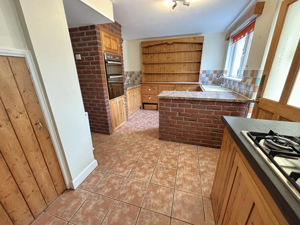 Kitchen / Breakfast Room