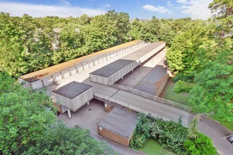 2 bedroom ground floor flat for sale, Toll Bar Court, Sutton SM2