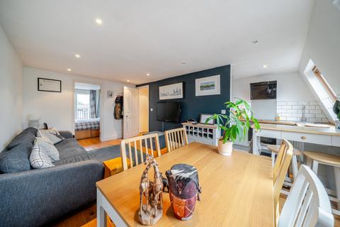 1 bedroom flat for sale, Lillie Road, London, SW6