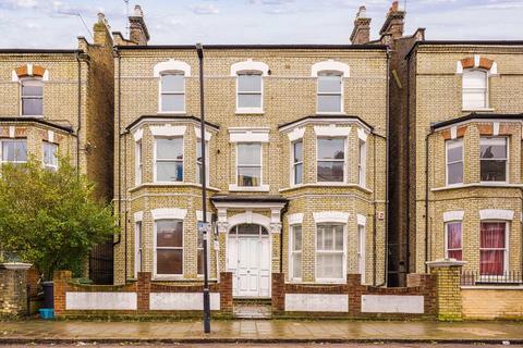 2 bedroom flat to rent, Lambert Road, London SW2