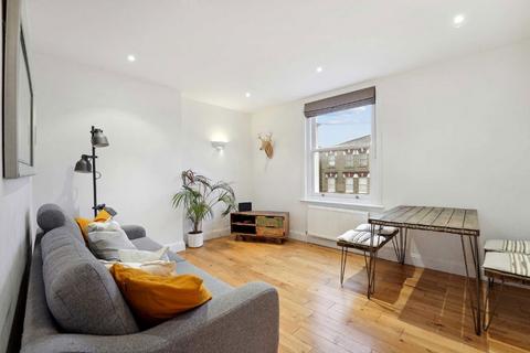 2 bedroom flat to rent, Lambert Road, London SW2