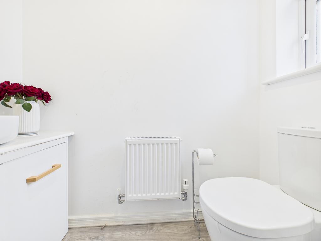 Cam03729 g0 pr0132 still009