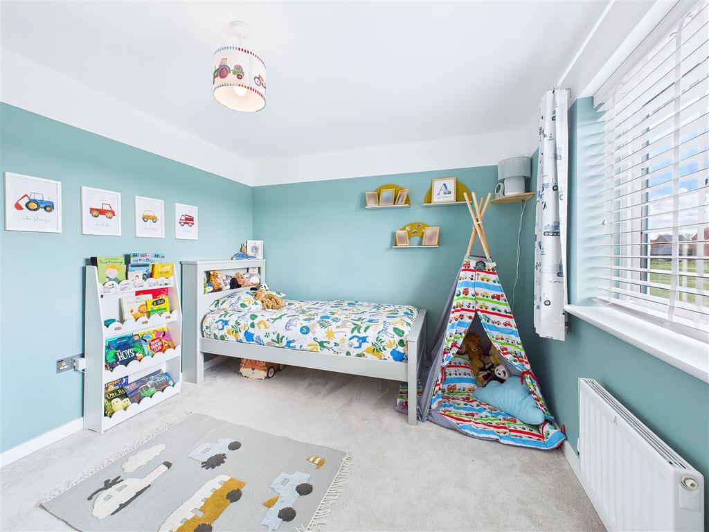 CAM04366 G0-PR0129-STILL034.jpg