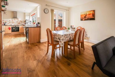 3 bedroom end of terrace house for sale, Kings Road, Evesham, WR11