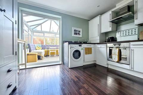11 Barnwell View, Herrington Burn, Houghton Le Spring, DH4 7FB