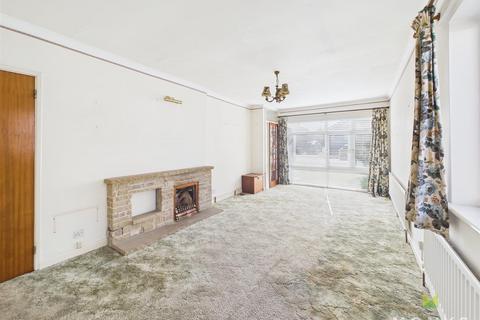 3 bedroom detached bungalow for sale, Portland Crescent, Shrewsbury