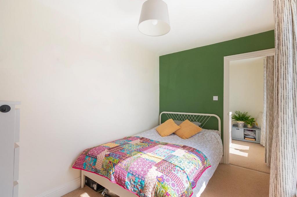 H4 P0 RCSN - Bedroom C.jpg