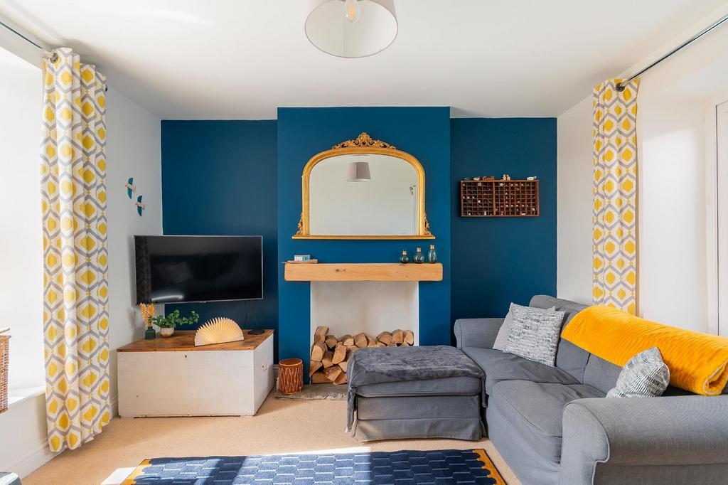 H4 P0 RCSN - Snug C.jpg