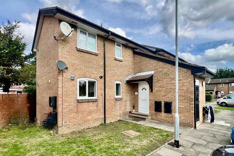 undefined, Windsor Park Road, Harlington UB3