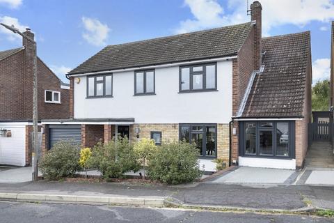 undefined, Great Lawn, Ongar, CM5