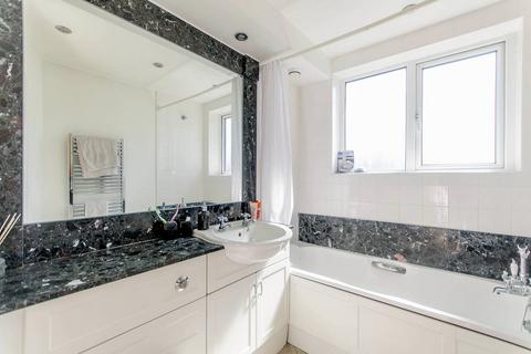 undefined, Oakbark House, Brentford, TW8