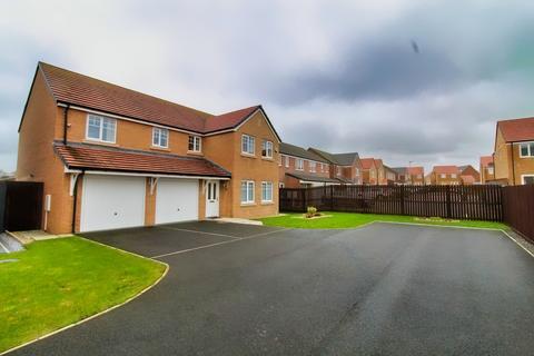 5 bedroom detached house for sale, Waterville Grove, Ashington, NE63