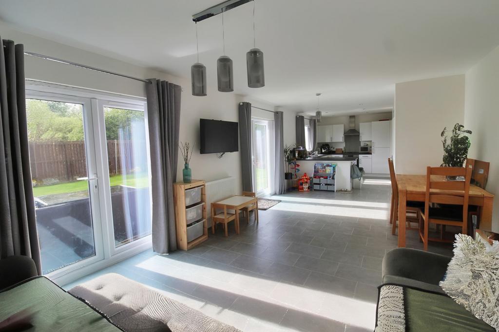 Open Plan Kitchen/Dining/Family Room