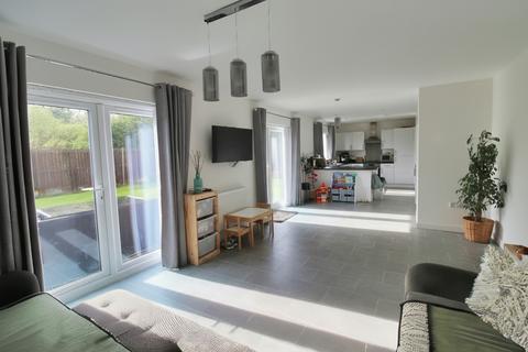 5 bedroom detached house for sale, Waterville Grove, Ashington, NE63