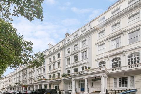 2 bedroom flat for sale, Cornwall Gardens, London