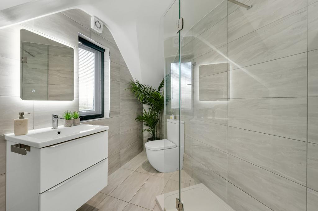Bedroom 3 En Suite