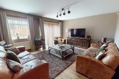 4 bedroom detached house for sale, Cooper Lane, Shelf, Halifax