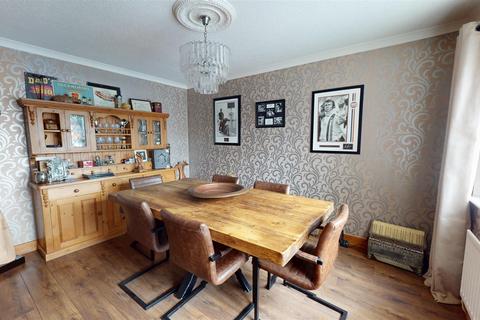 4 bedroom detached house for sale, Cooper Lane, Shelf, Halifax